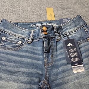 American Eagle Outfitters  Light Blue Jeans,Artist Flare,Size 4 Short,New!